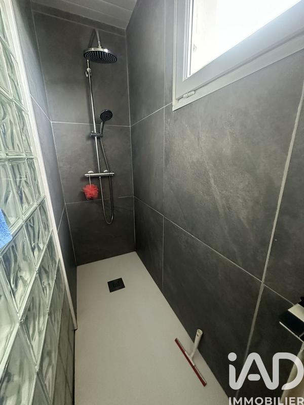 Maison - 97 m² - 5 pièces