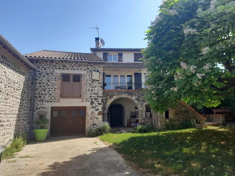 Maison - 156 m² - 7 pièces
