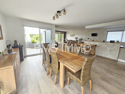 Maison - 165 m² - 5 pièces