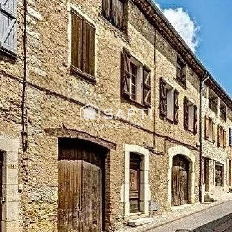 Maison - 270 m² - 5 pièces