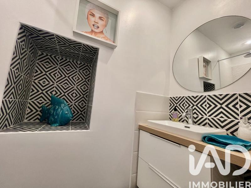 Maison - 166 m² - 6 pièces