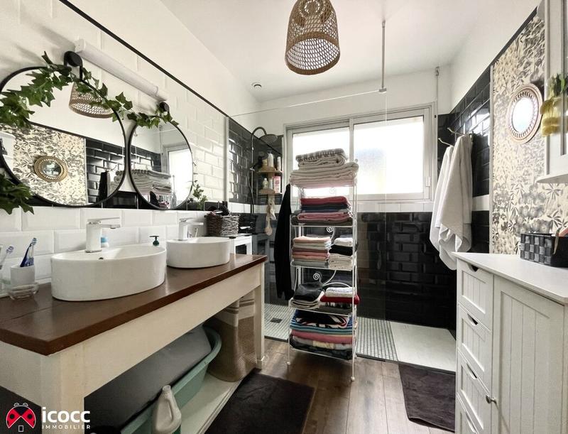 Maison - 100 m² - 3 pièces