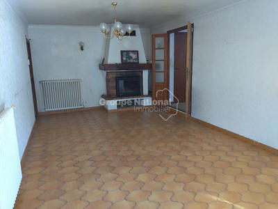 Maison - 121 m² - 6 pièces