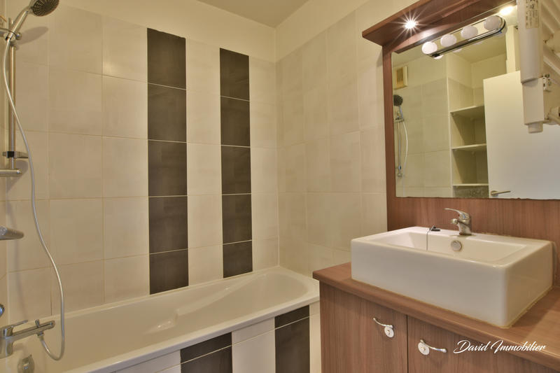 Appartement - 63 m² - 3 pièces