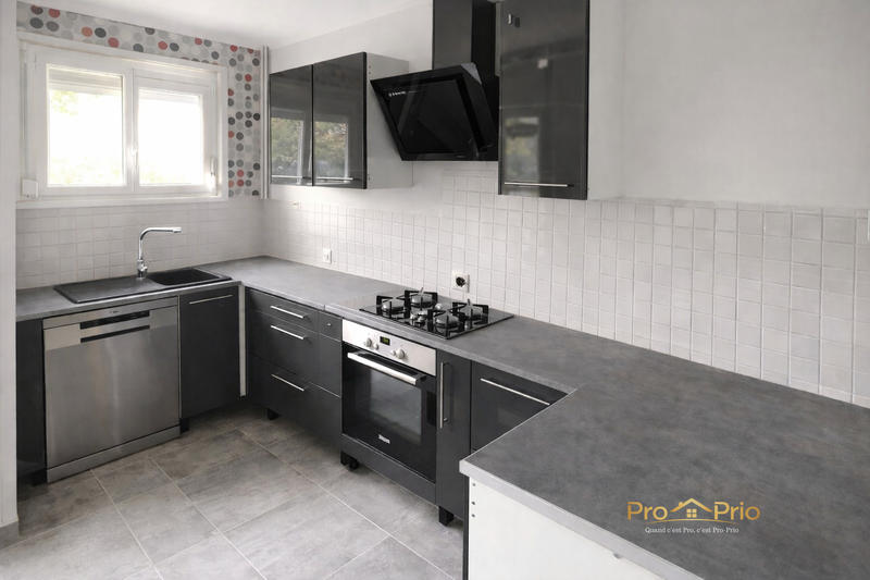 Maison - 82 m² - 4 pièces