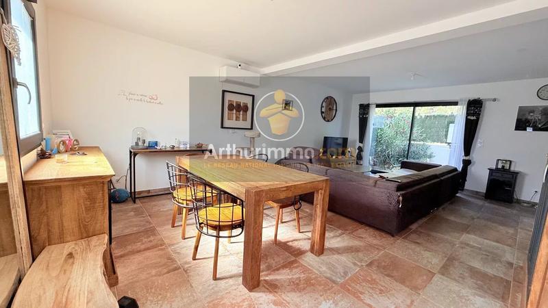 Maison - 94 m² - 4 pièces