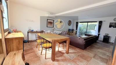 Maison - 94 m² - 4 pièces