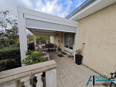 Maison - 104 m² - 5 pièces