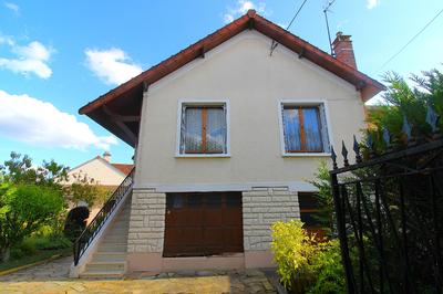 Maison - 88 m² - 4 pièces