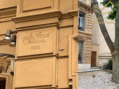 Local commercial - 170 m² - 7 pièces