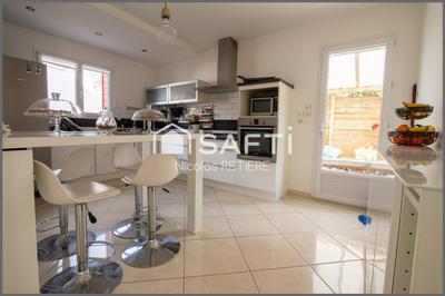 Maison - 138 m² - 6 pièces