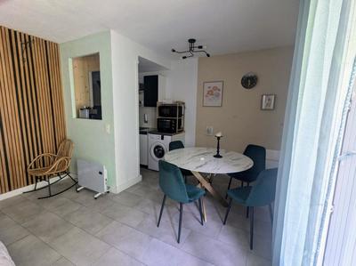 Studio - 28 m² - 1 pièce