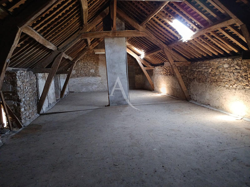 Maison - 97 m² - 5 pièces