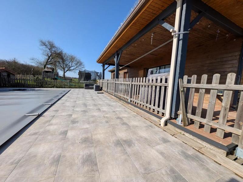 Maison - 103 m² - 4 pièces