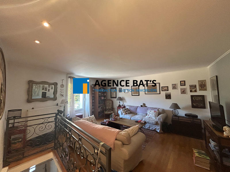 Maison - 141 m² - 5 pièces