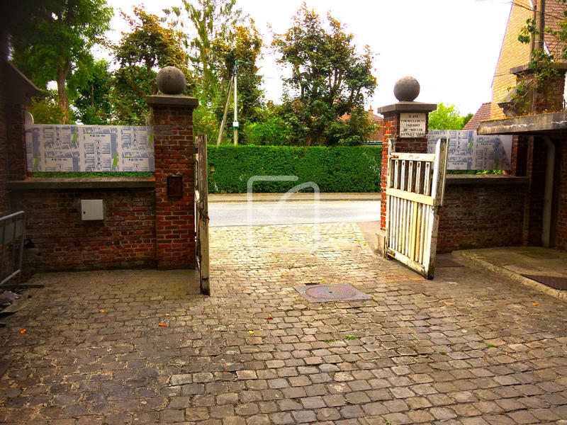 Local d'activités - 783 m² - 8 pièces