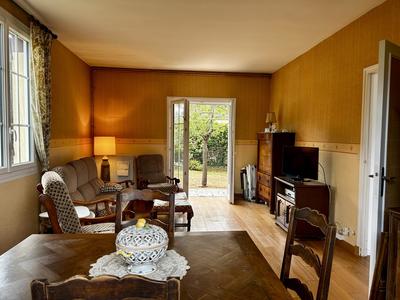 Maison - 127 m² - 7 pièces