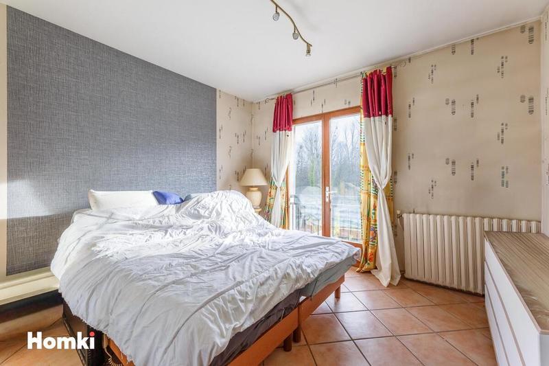 Maison - 180 m² - 6 pièces