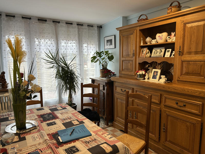 Maison - 128 m² - 8 pièces