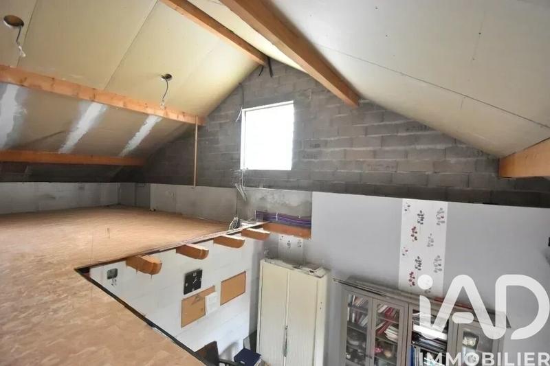 Maison - 212 m² - 5 pièces