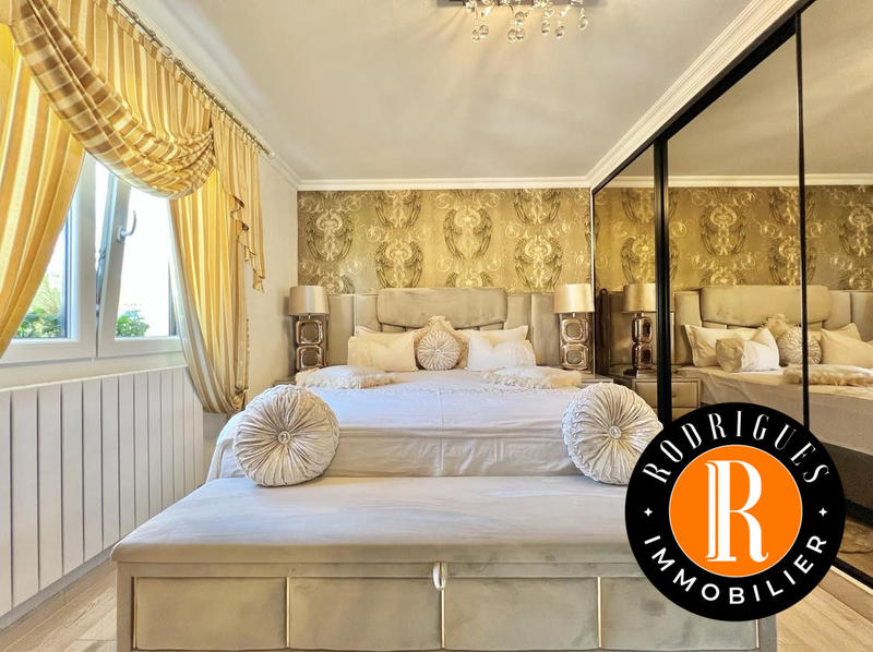 Maison - 123 m² - 5 pièces