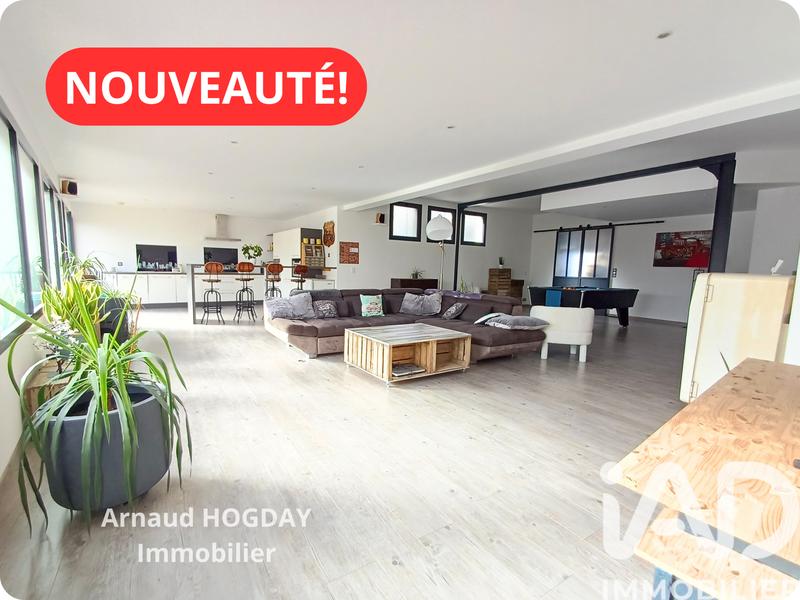 Maison de maîtres - 264 m² - 3 pièces