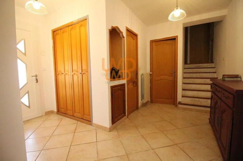 Maison - 160 m² - 3 pièces