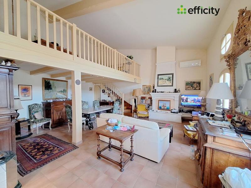 Villa - 184 m² - 5 pièces