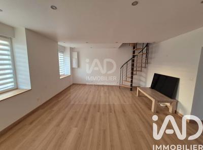 Maison - 87 m² - 5 pièces