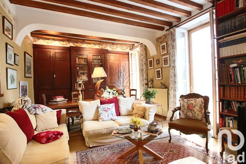 Maison - 411 m² - 9 pièces