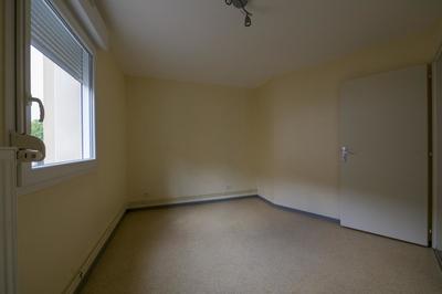 Appartement - 79 m² - 3 pièces