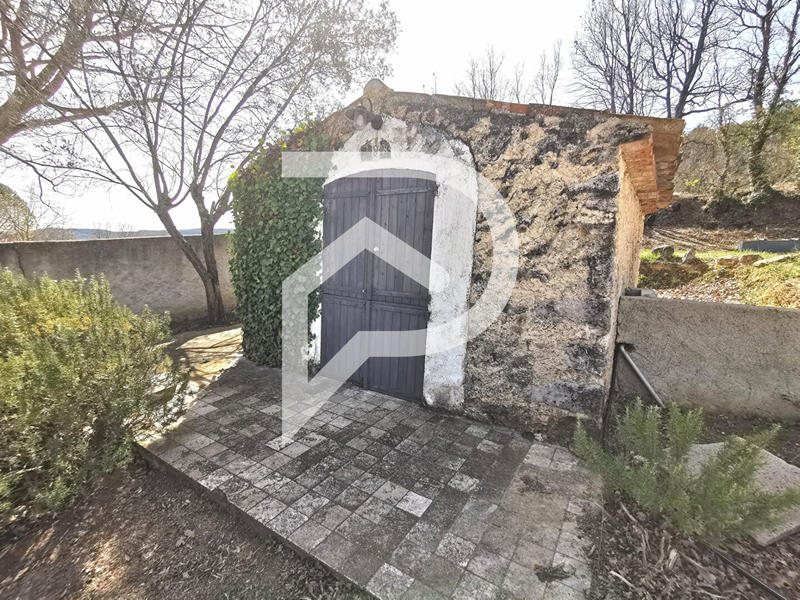 Maison - 231 m² - 11 pièces