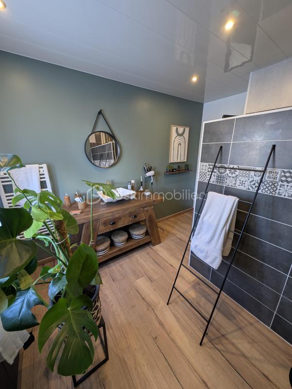 Pavillon - 150 m² - 6 pièces