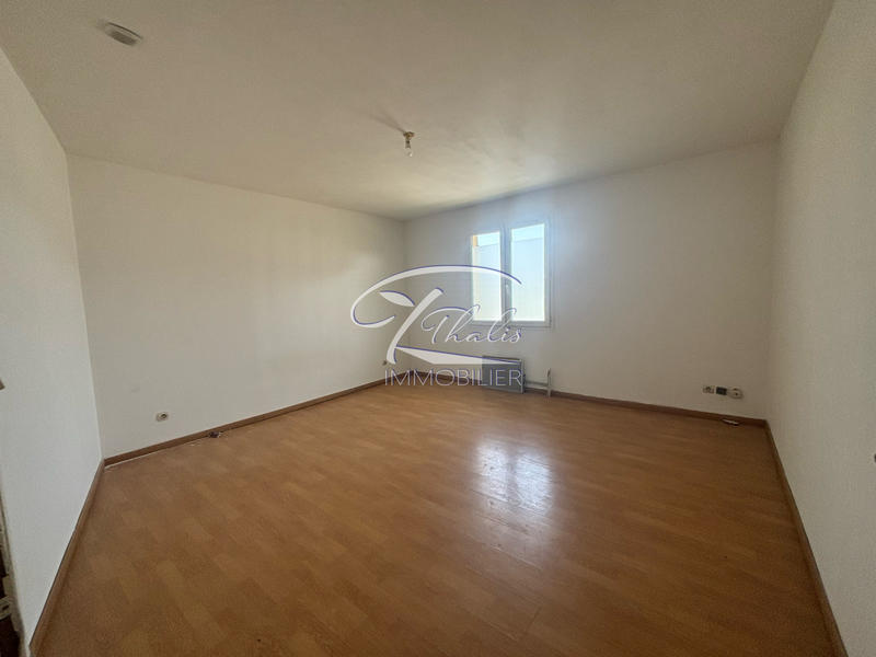 Maison ancienne - 210 m² - 9 pièces