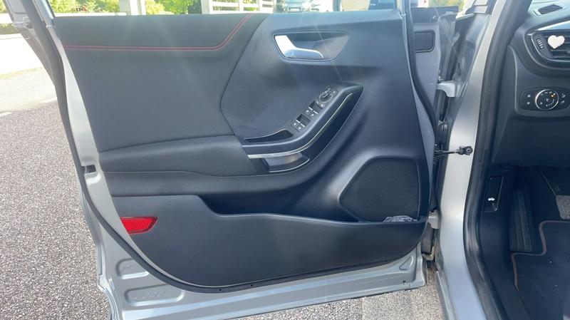 Ford Puma 1.0 EcoBoost 125 St Line - Entretien constructeur