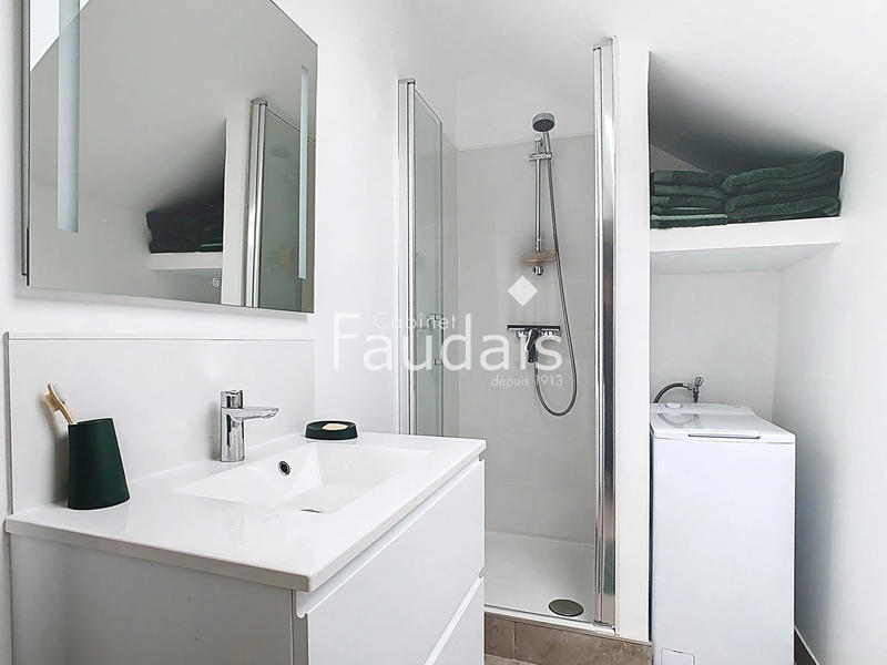 Maison - 282 m² - 7 pièces