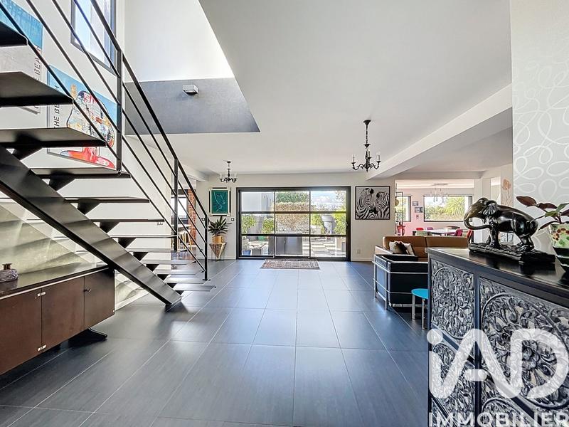 Maison de maîtres - 197 m² - 6 pièces