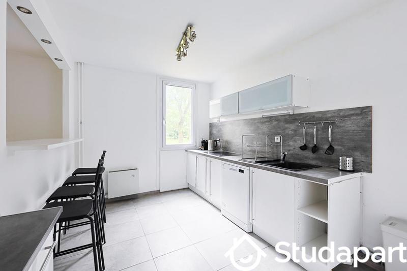 Chambre - 10 m² - 1 pièce