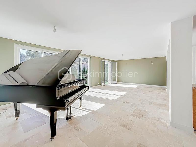 Appartement - 130 m² - 4 pièces