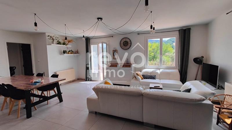 Maison - 110 m² - 4 pièces