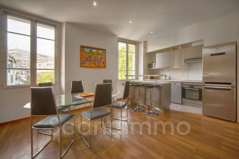 Appartement - 70 m² - 3 pièces