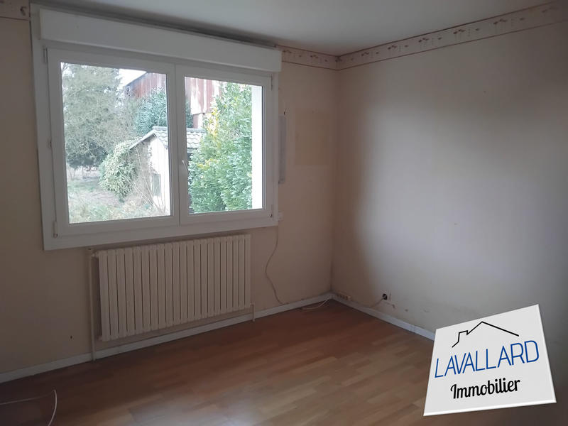 Maison traditionnelle - 90 m² - 5 pièces