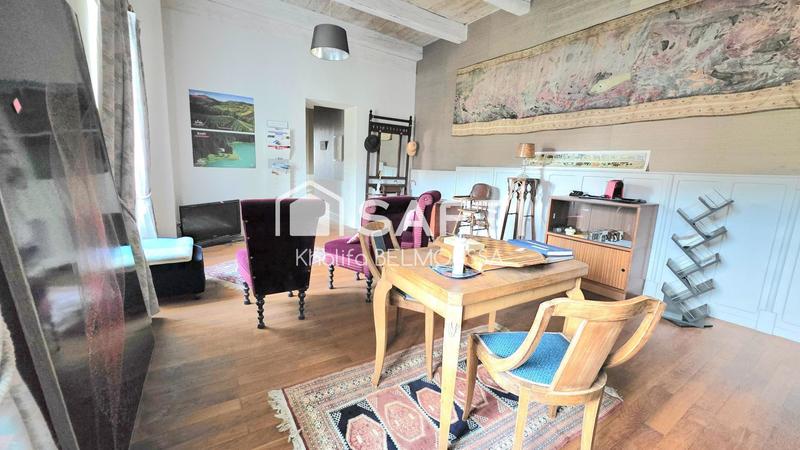 Château - 675 m² - 18 pièces