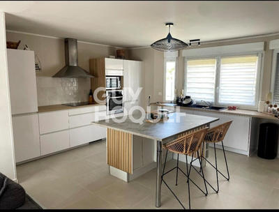 Maison - 120 m² - 6 pièces