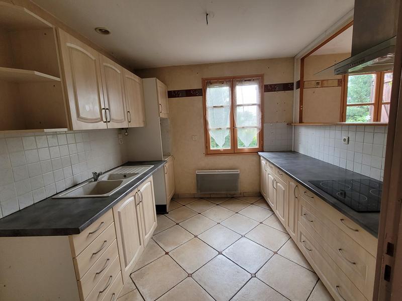 Maison - 95 m² - 6 pièces