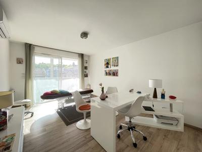 Local commercial - 54 m² - 3 pièces