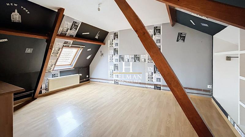 Maison - 207 m² - 7 pièces