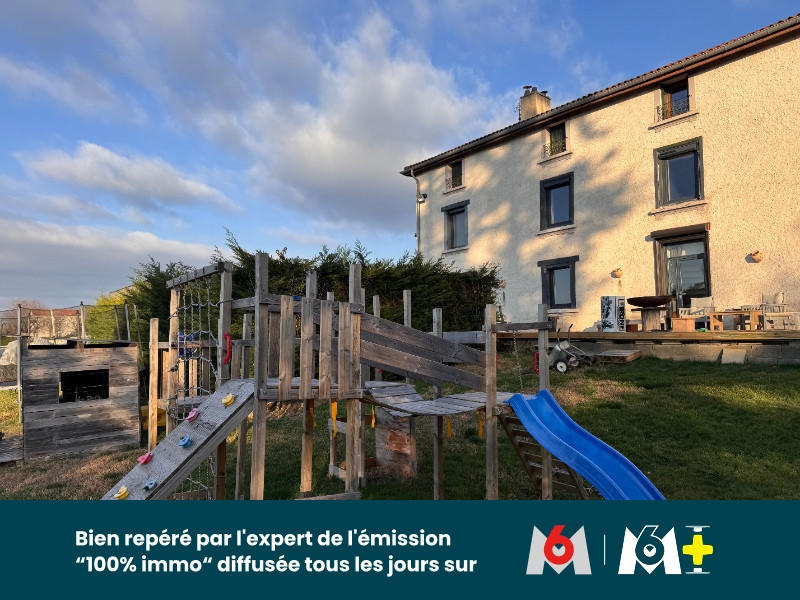 Maison - 265 m² - 8 pièces