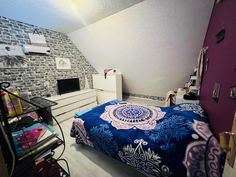 Maison - 156 m² - 9 pièces