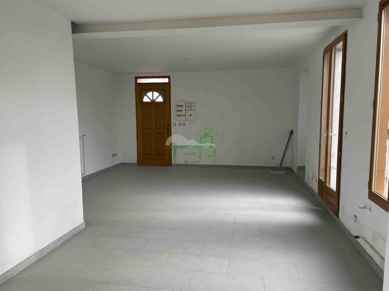 Maison - 103 m² - 9 pièces